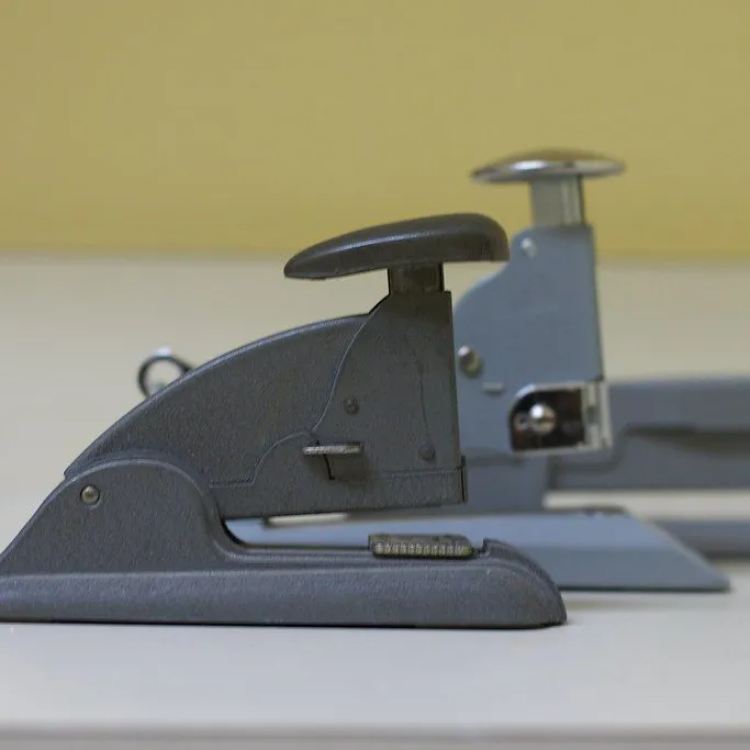 Full Strip Stapler